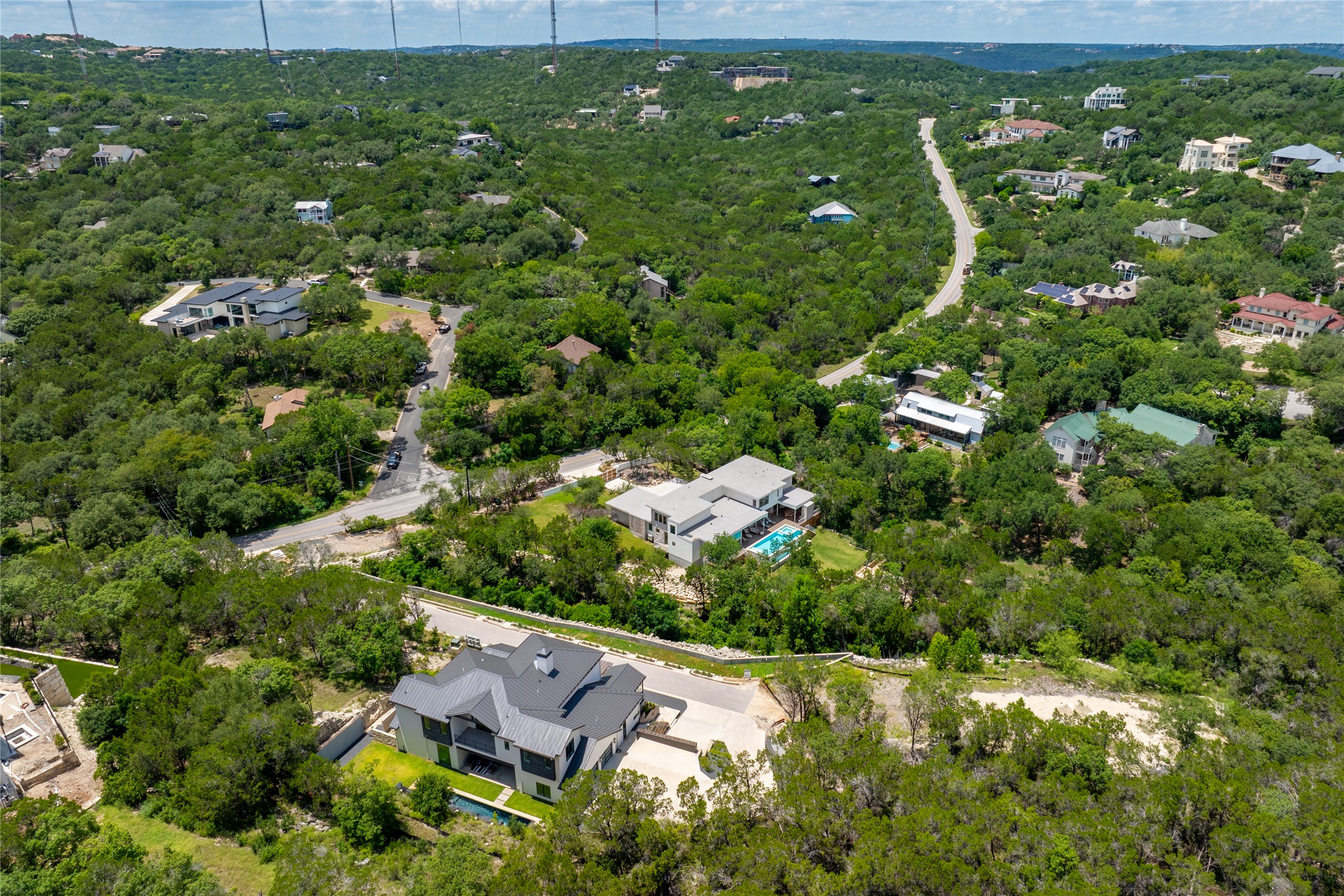 2701 Toro Canyon Road, Unit B Austin, TX 78746 - Photo 34 of 35