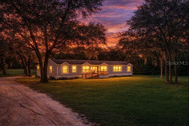 $399,000 | 7029 Forbes Road, Zephyrhills, FL 33540