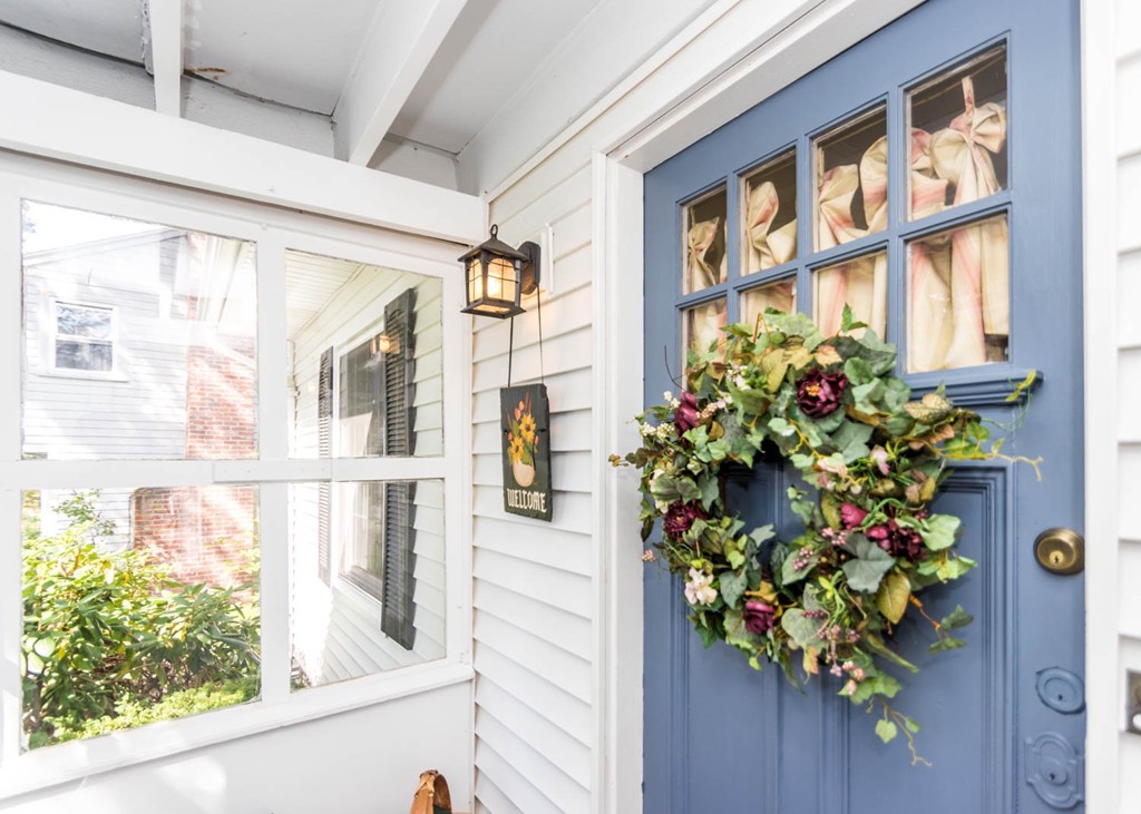 29 Virginia Road Waltham, MA 02453 - Photo 16 of 19 a view of a entryway