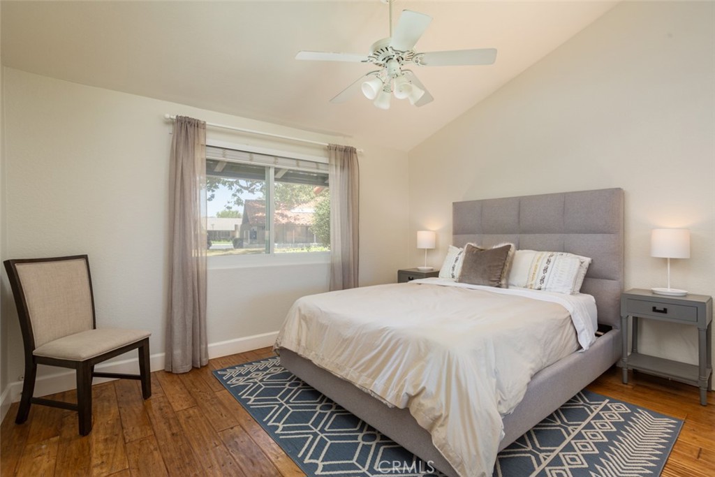 302 Esplanade Newport Beach, CA 92660 - Photo 26 of 40 Bedroom #3