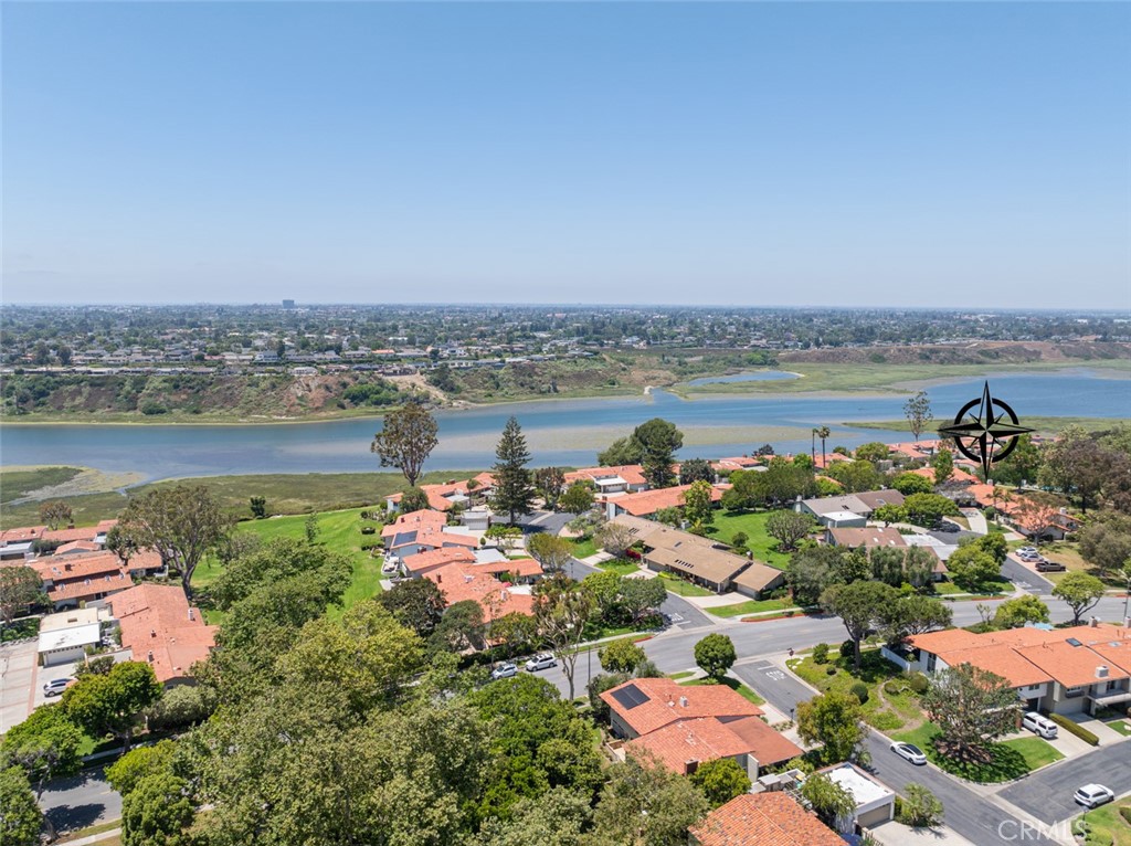 302 Esplanade Newport Beach, CA 92660 - Photo 36 of 40