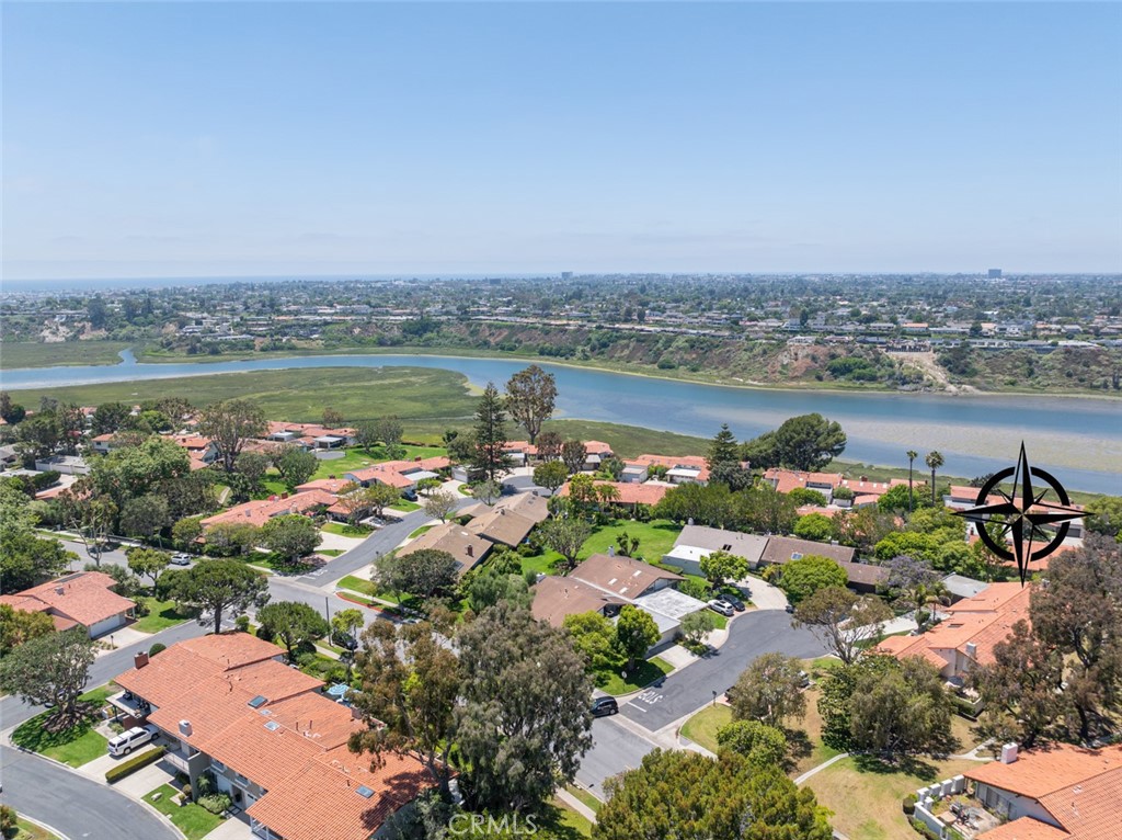 302 Esplanade Newport Beach, CA 92660 - Photo 39 of 40