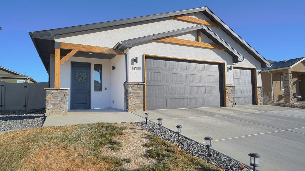 2476 Zenith Lane, Unit B Grand Junction, CO 81505 - Photo 2 of 24 a front view of a house
