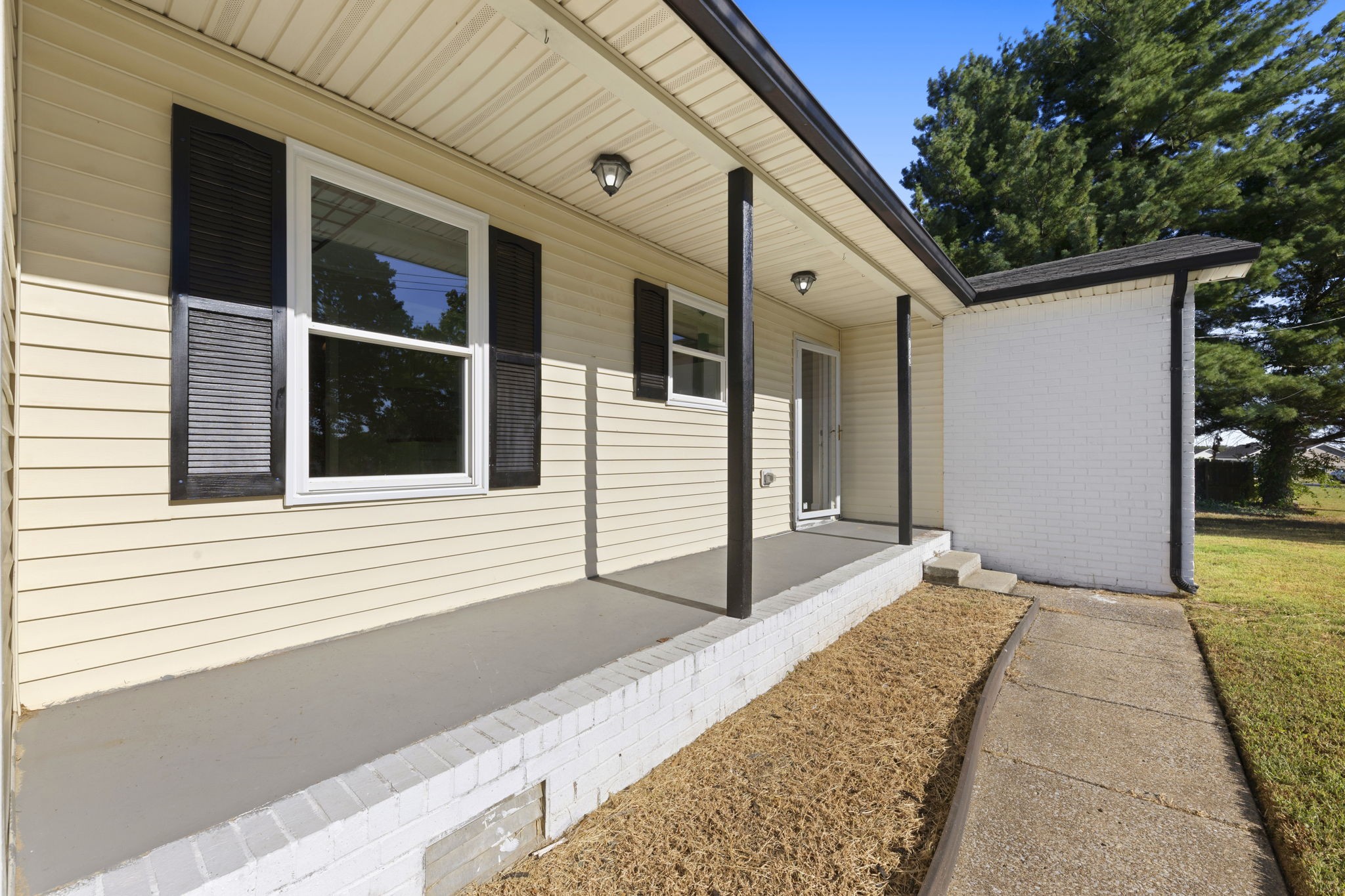 702 Hugh Hunter Road Oak Grove, KY 42262 - Photo 3 of 34 Gallery Image 3