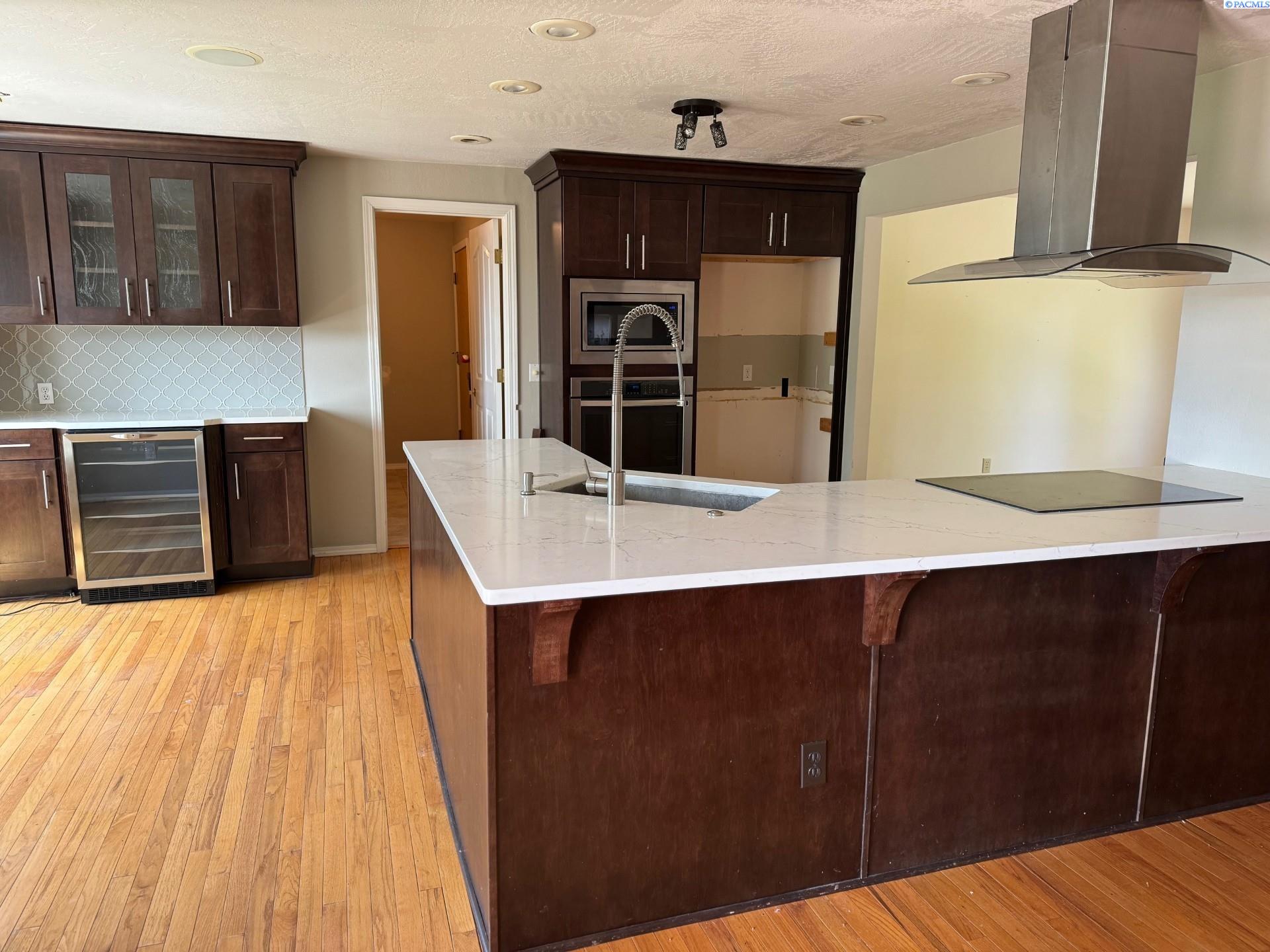 98305 East Clover Road Kennewick, WA 99338 - Photo 10 of 33 Gallery Image 10