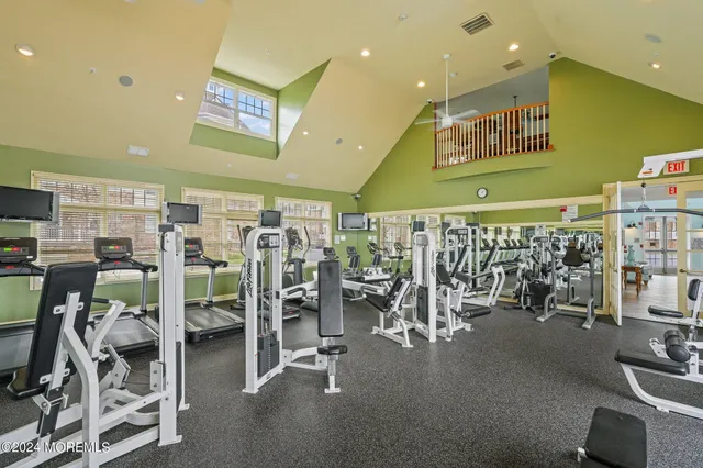 $4,500 | 33 Cooper Avenue, Unit 402, Long Branch, NJ 07740