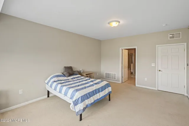 $4,500 | 33 Cooper Avenue, Unit 402, Long Branch, NJ 07740