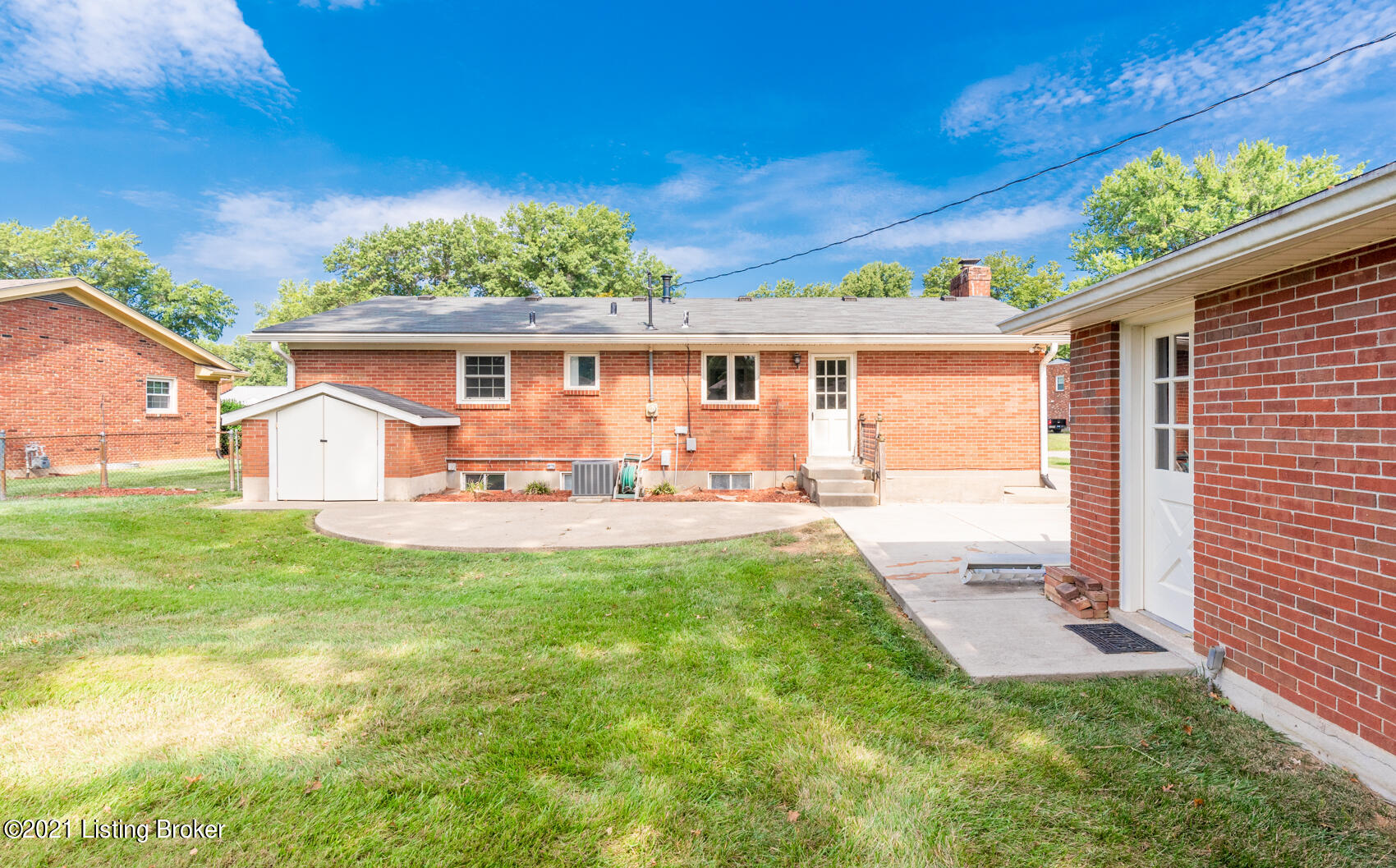 1914 Janlyn Road Louisville, KY 40299 - Photo 4 of 58 1914-105 - Copy