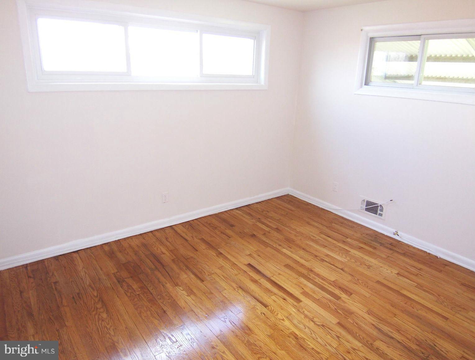 1505 Cavel Road Rosedale, MD 21237 - Photo 15 of 27 an empty room with a window