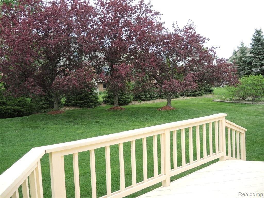 3115 Salem Drive Rochester, MI 48306 - Photo 22 of 25 Adeck (7).JPG