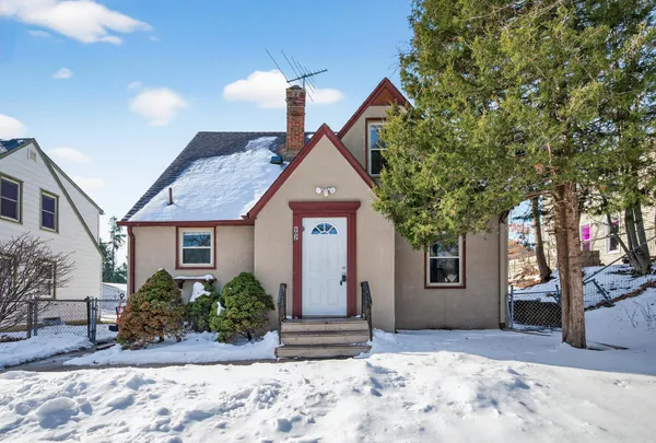 $339,900 | 602 Orange Avenue East, St. Paul, MN 55130
