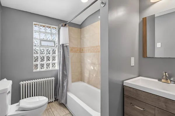 $339,900 | 602 Orange Avenue East, St. Paul, MN 55130