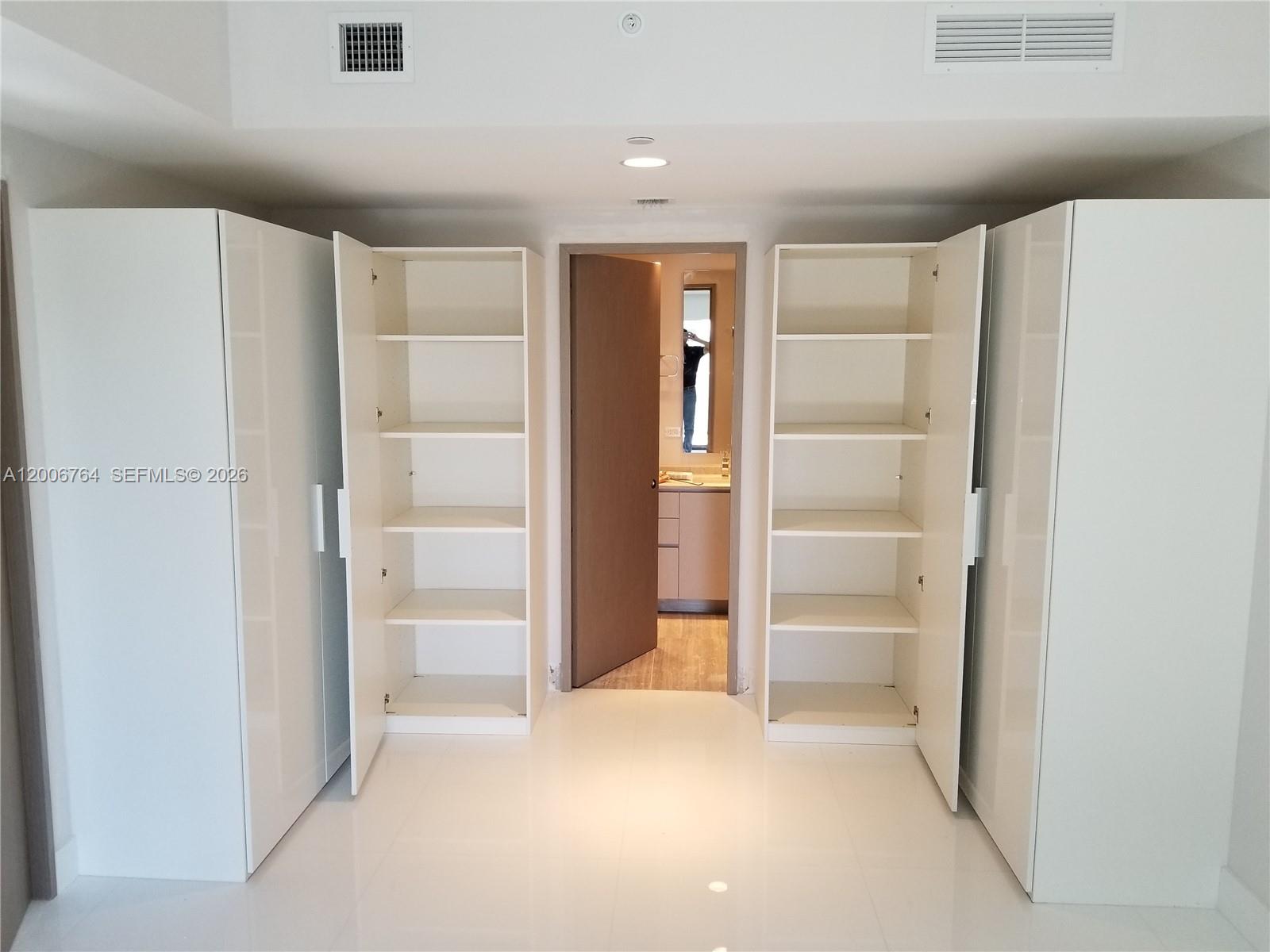 1010 Brickell Avenue, Unit 3205 Miami, FL 33131 - Photo 13 of 35 main bedroom closets