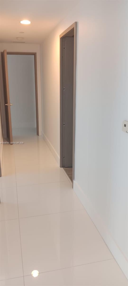 1010 Brickell Avenue, Unit 3205 Miami, FL 33131 - Photo 17 of 35