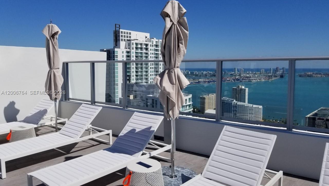 1010 Brickell Avenue, Unit 3205 Miami, FL 33131 - Photo 23 of 35 pool deck on 51st floor