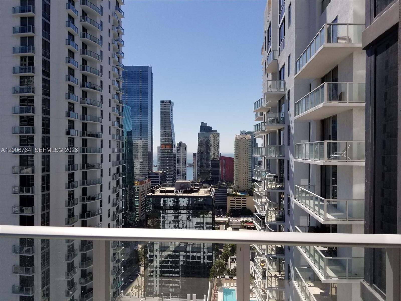 1010 Brickell Avenue, Unit 3205 Miami, FL 33131 - Photo 3 of 35 terrace facing south