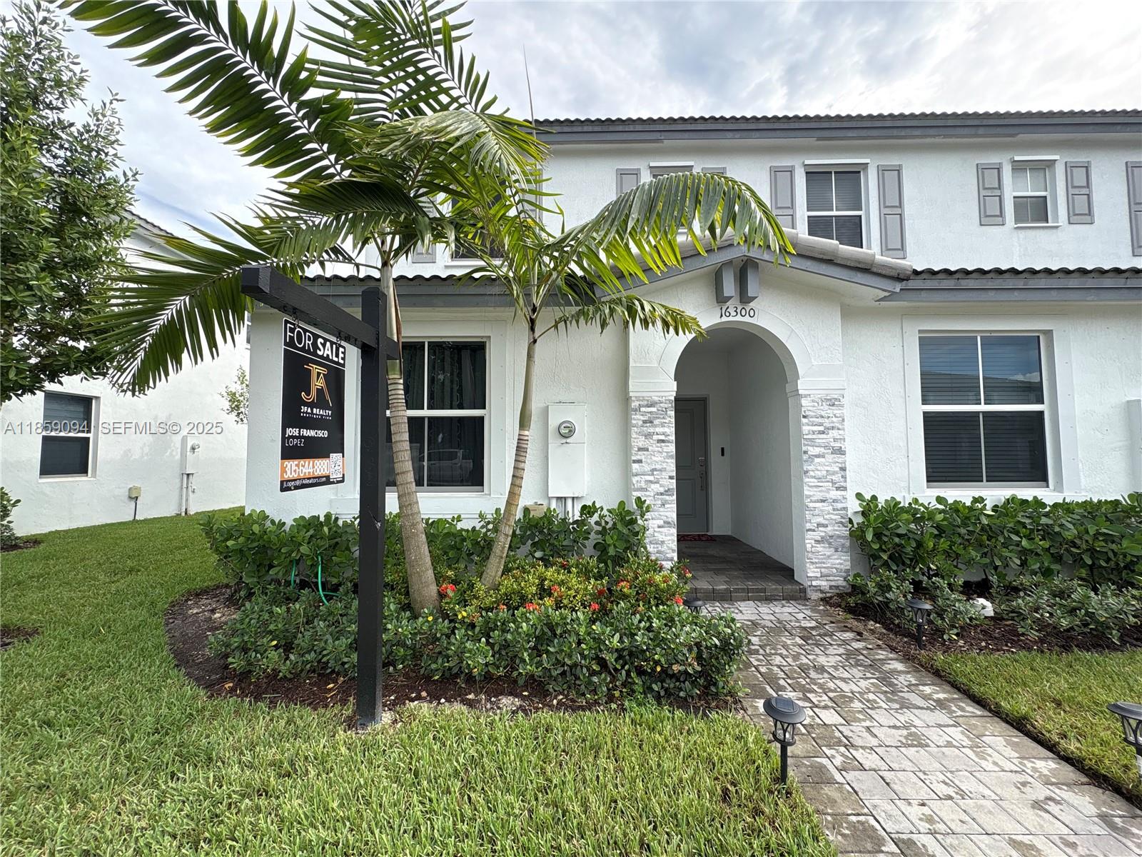 16300 Southwest 291st Street Homestead, FL 33033 - Photo 1 of 10