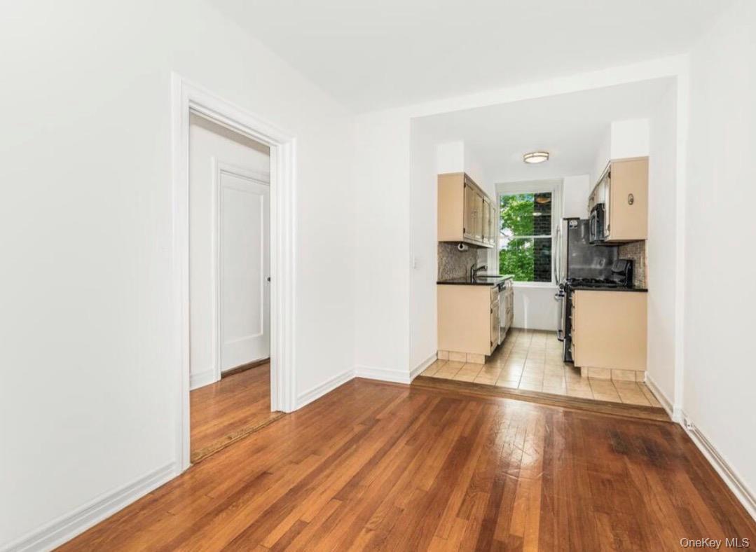 64 Sagamore Road, Unit A6 Bronxville, NY 10708 - Photo 12 of 17