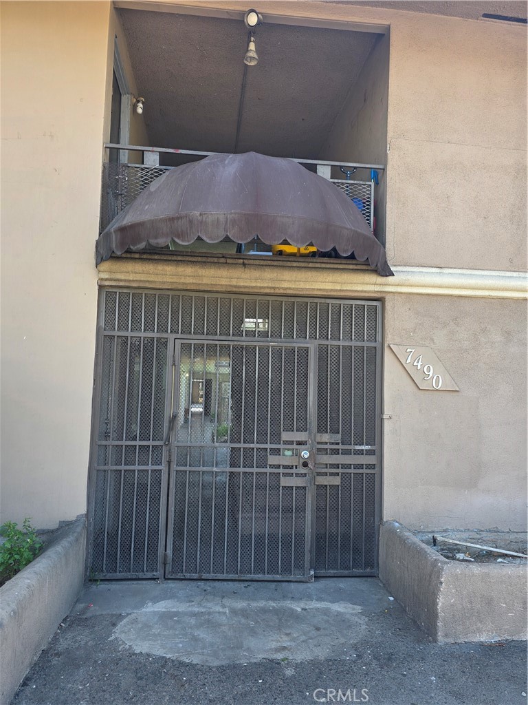 7490 Magnolia Avenue, Unit T Riverside, CA 92504 - Photo 1 of 4