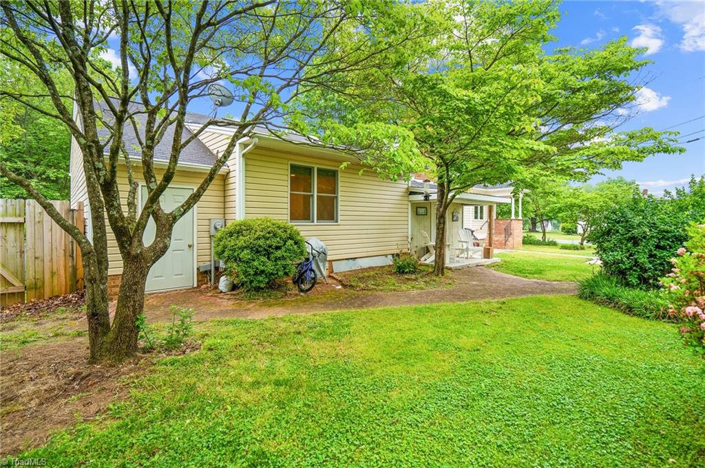 2009 Rendall Street Burlington, NC 27215 - Photo 30 of 33