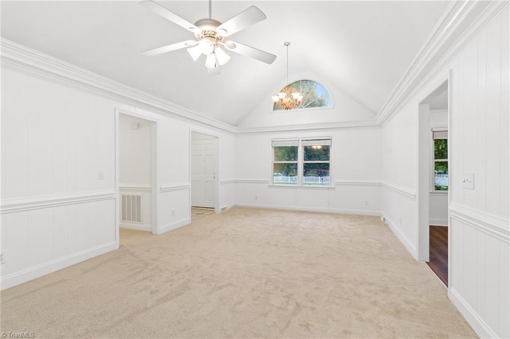 2009 Rendall Street Burlington, NC 27215 - Photo 6 of 33