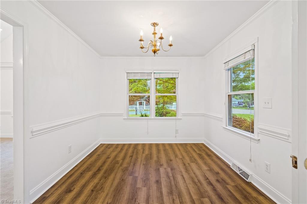 2009 Rendall Street Burlington, NC 27215 - Photo 7 of 33