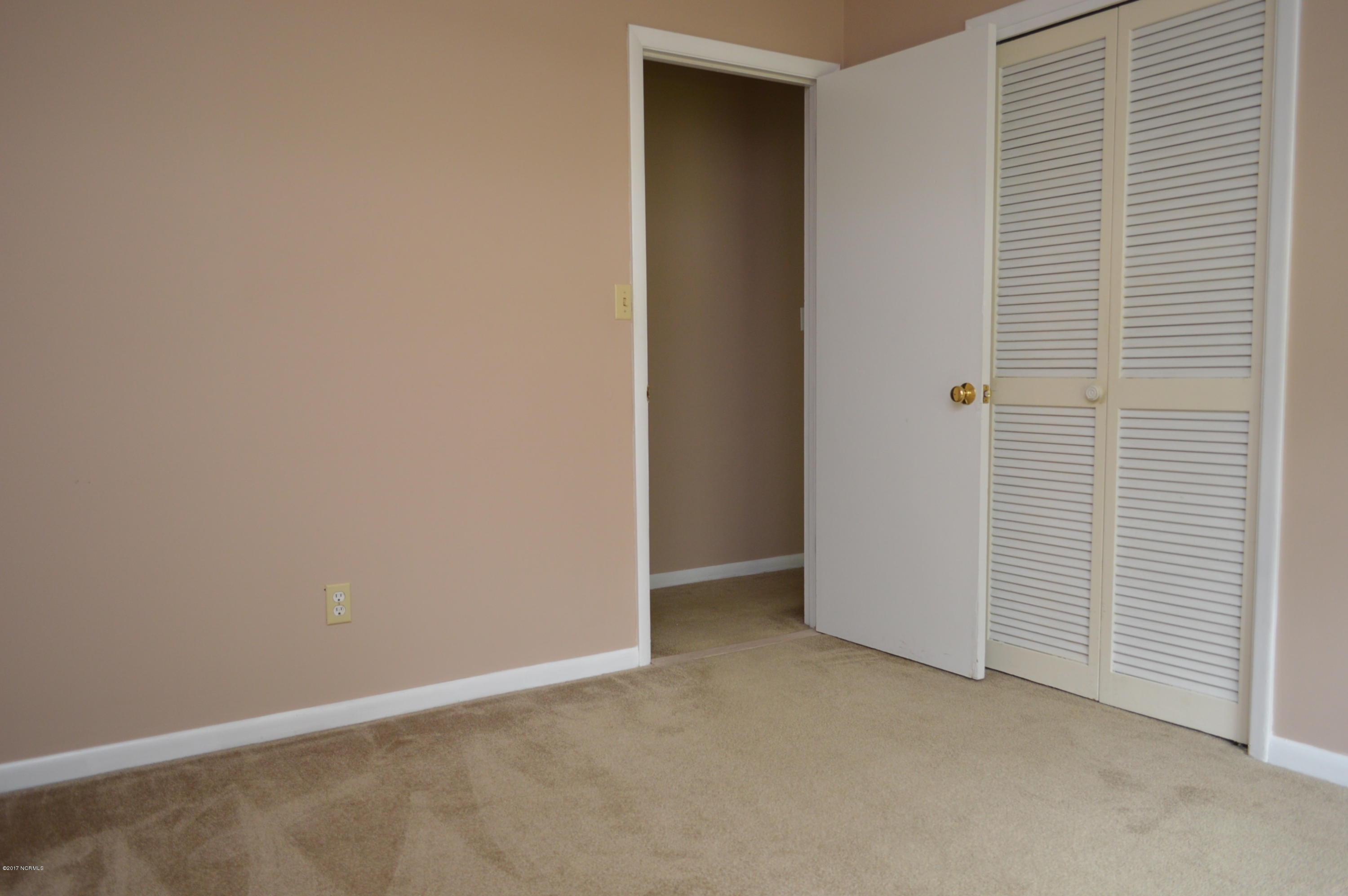 103 Wildwood Road Havelock, NC 28532 - Photo 15 of 21 1ST BEDROOM
