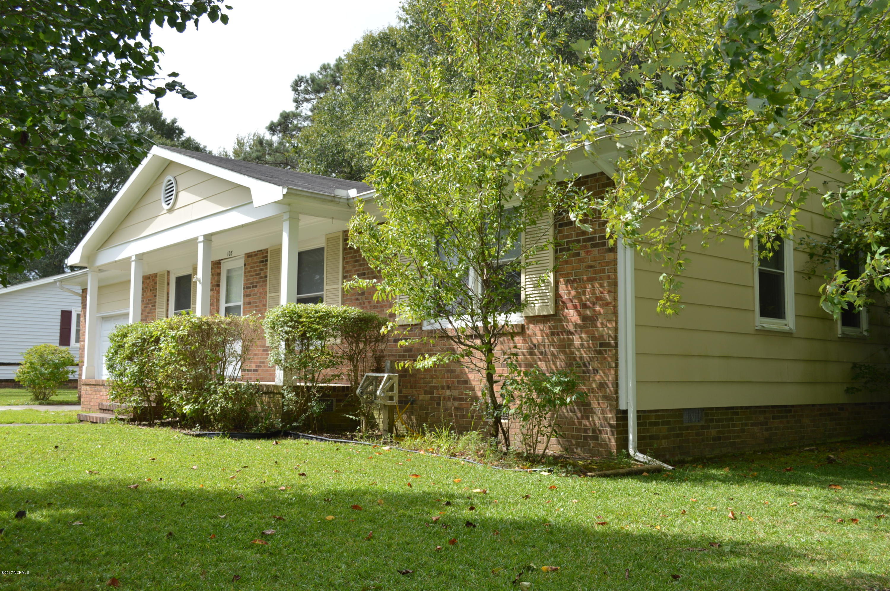 103 Wildwood Road Havelock, NC 28532 - Photo 2 of 21 DSC_0151