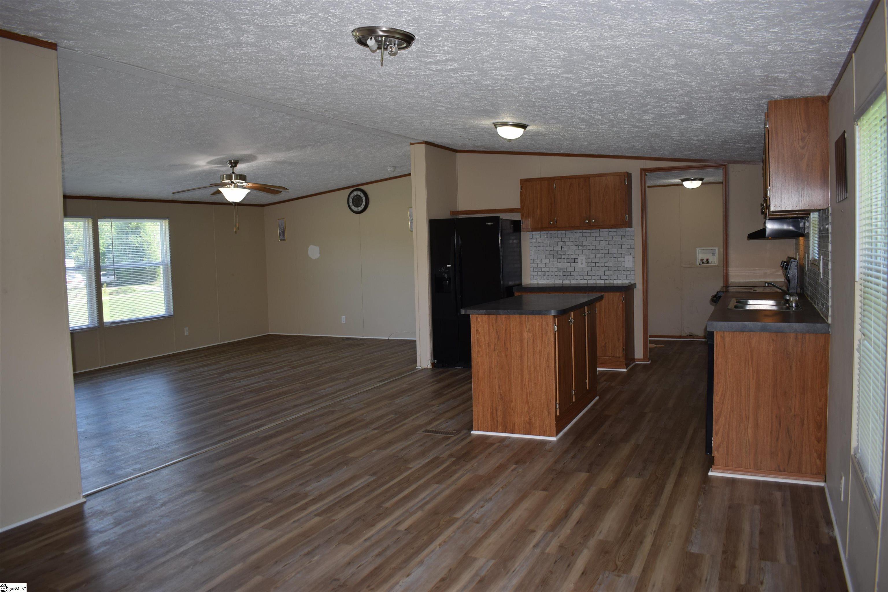 170 Cooper Road Campobello, SC 29322 - Photo 21 of 29