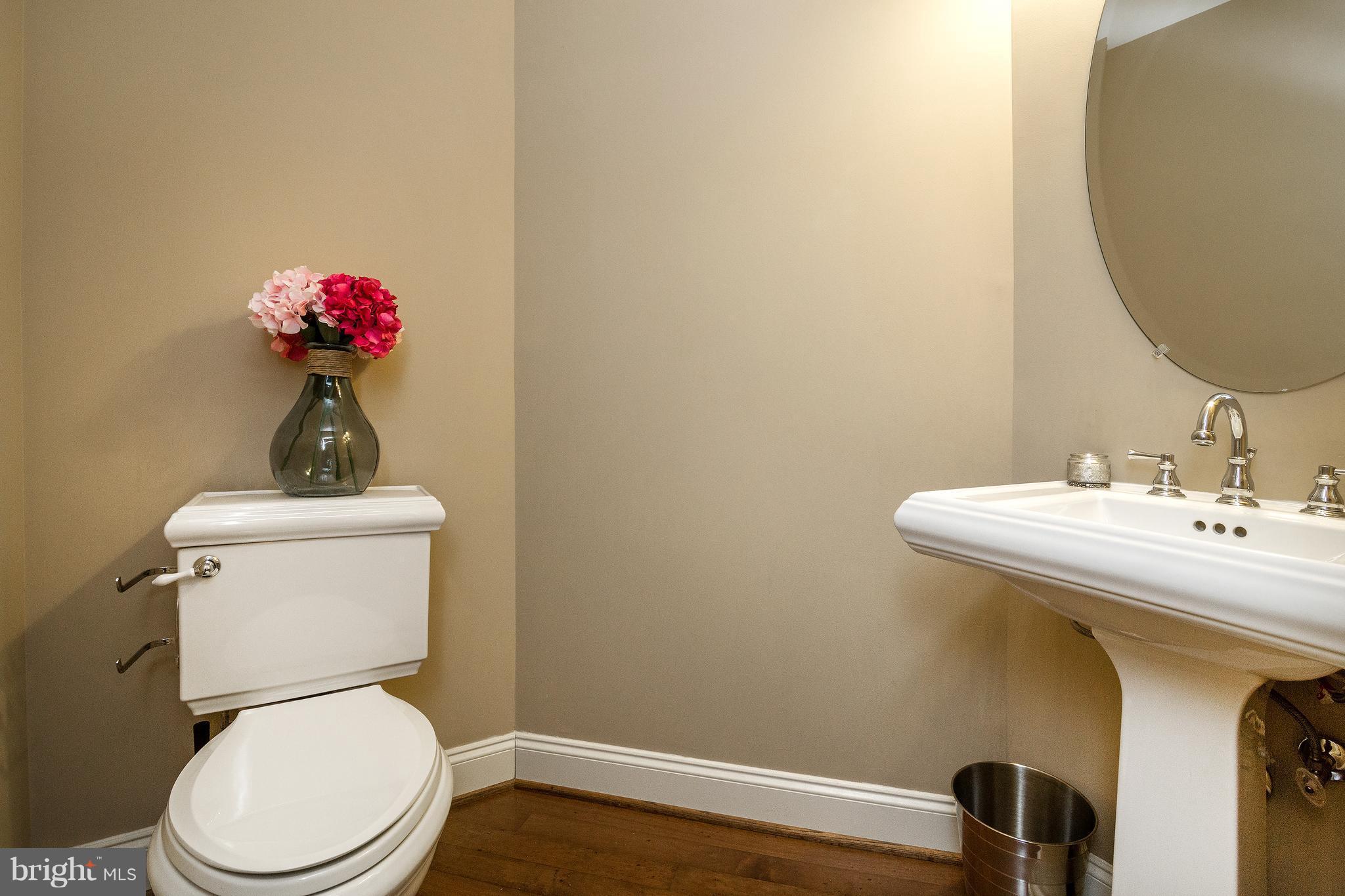 6027 Masondale Road Alexandria, VA 22315 - Photo 12 of 28 Main Level Half Bath