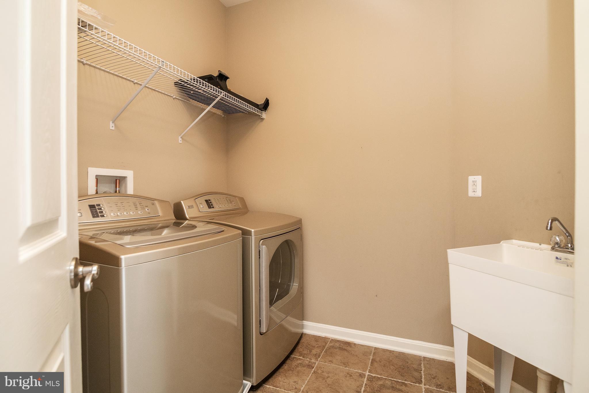 6027 Masondale Road Alexandria, VA 22315 - Photo 15 of 28 2nd level laundry