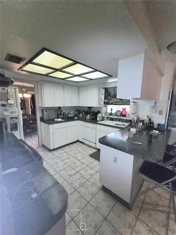 $405,000 | 11492 93rd Street, Largo, FL 33773