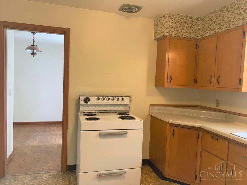 305 West Kemper Road Springdale, OH 45246 - Photo 14 of 46