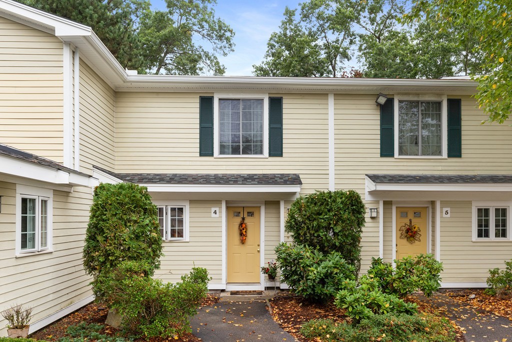 6 Nancy Road, Unit 4 Easton, MA 02375 - Photo 1 of 27 Gallery Image 1