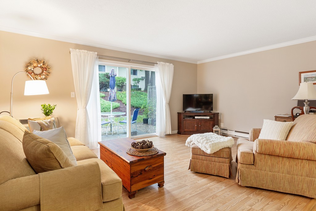 6 Nancy Road, Unit 4 Easton, MA 02375 - Photo 6 of 27 Gallery Image 6