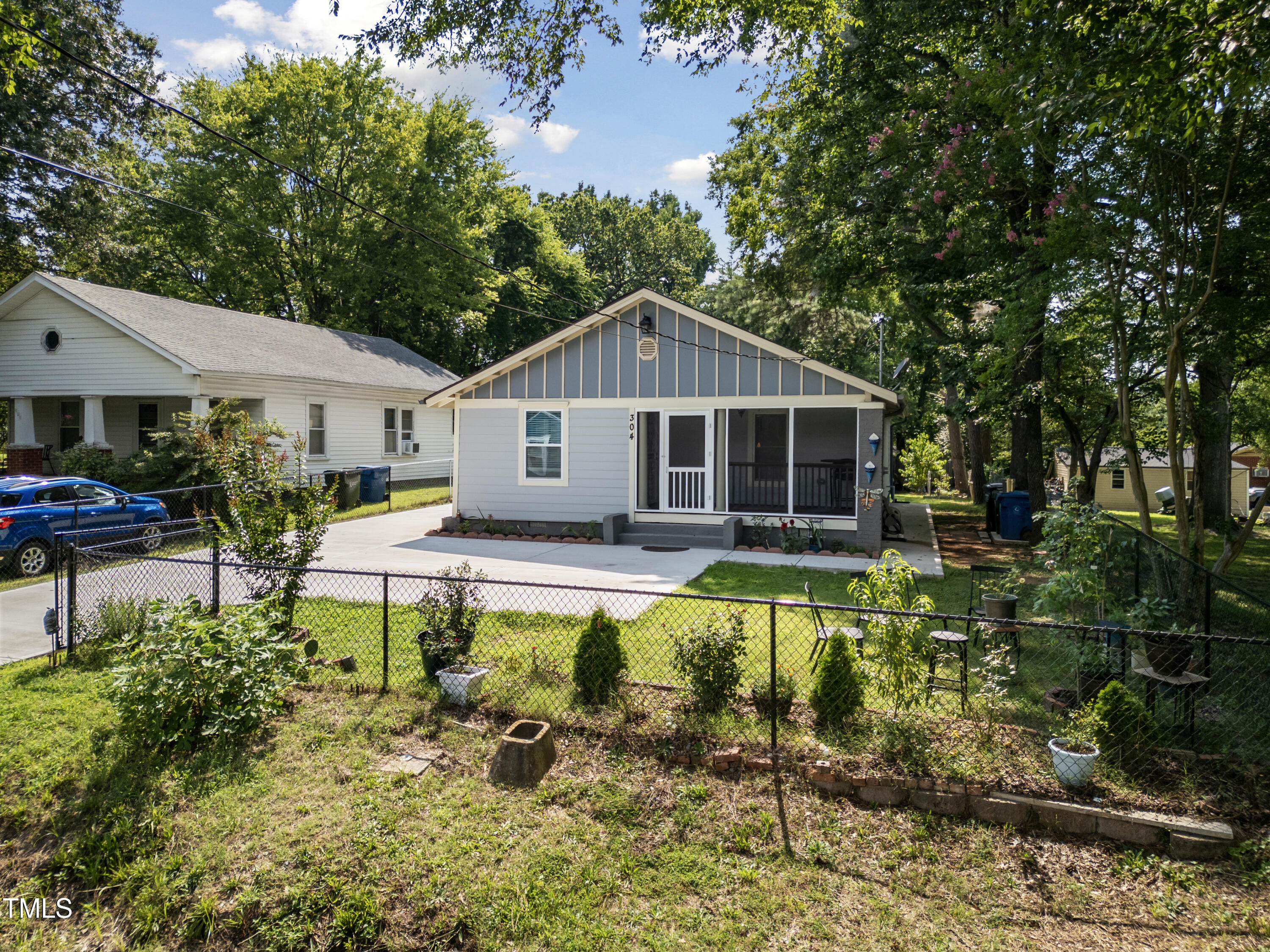 304 Spring Street Durham, NC 27703 - Photo 27 of 28 DJI_0909 copy