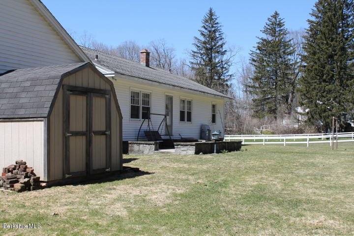 35 Stockbridge Road West Stockbridge, MA 01266 - Photo 9 of 23 IMG_3133