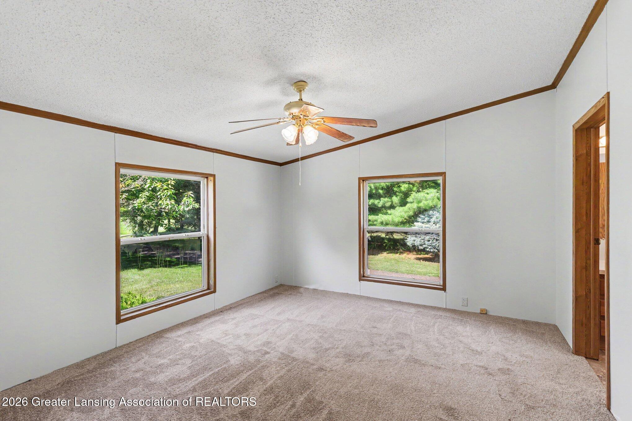 4270 Trumble Road Jackson, MI 49201 - Photo 21 of 31 Primary Bedroom