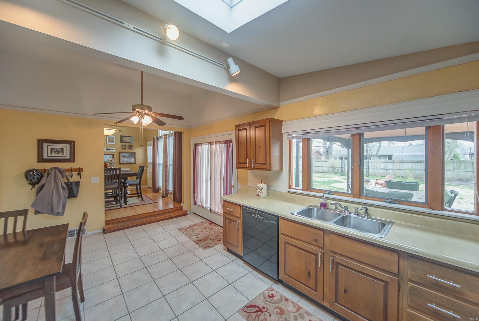 114 Ruth Drive O'Fallon, IL 62269 - Photo 16 of 36 Gallery Image 16