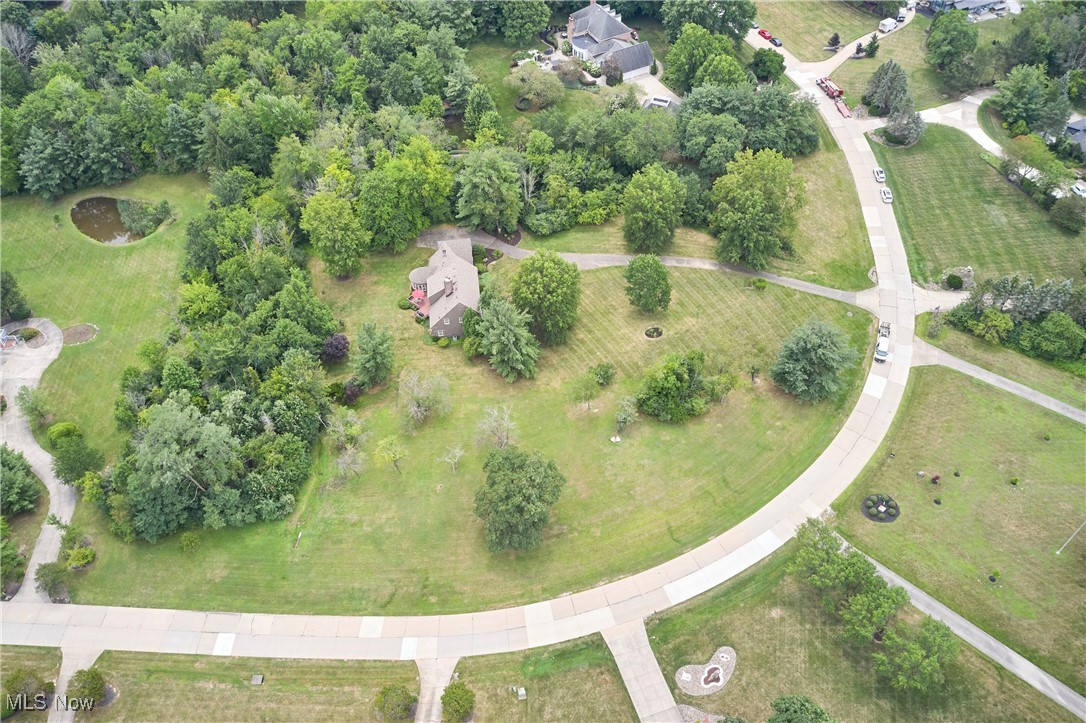 2930 Roundhill Road Akron, OH 44333 - Photo 28 of 34