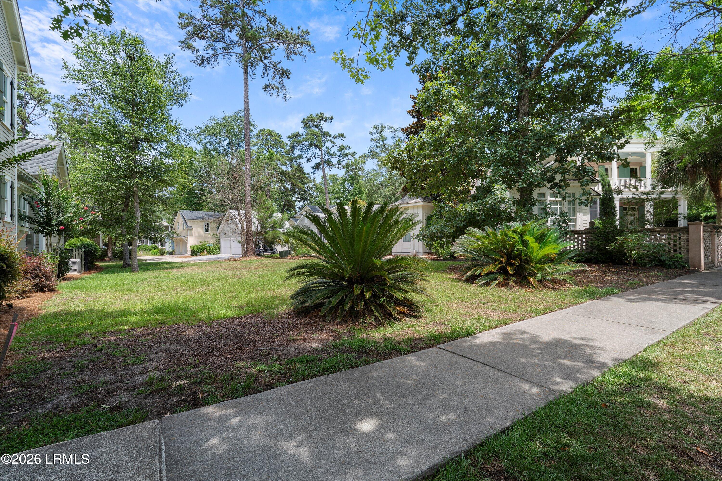 5 Bishop Road Beaufort, SC 29906 - Photo 4 of 29 04-5 Bishop Rd