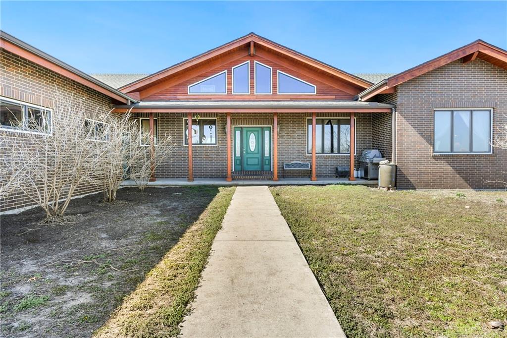32846 Block Road Paola, KS 66071 - Photo 6 of 75 Gallery Image 6