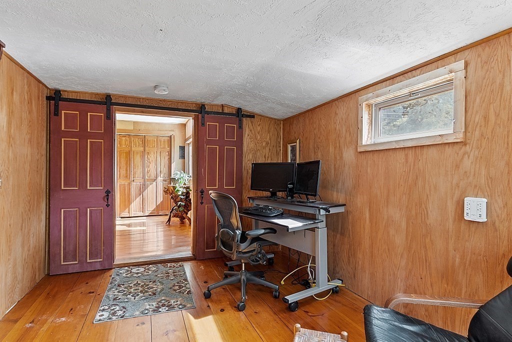 162 Stow Road Harvard, MA 01451 - Photo 17 of 36 Gallery Image 17