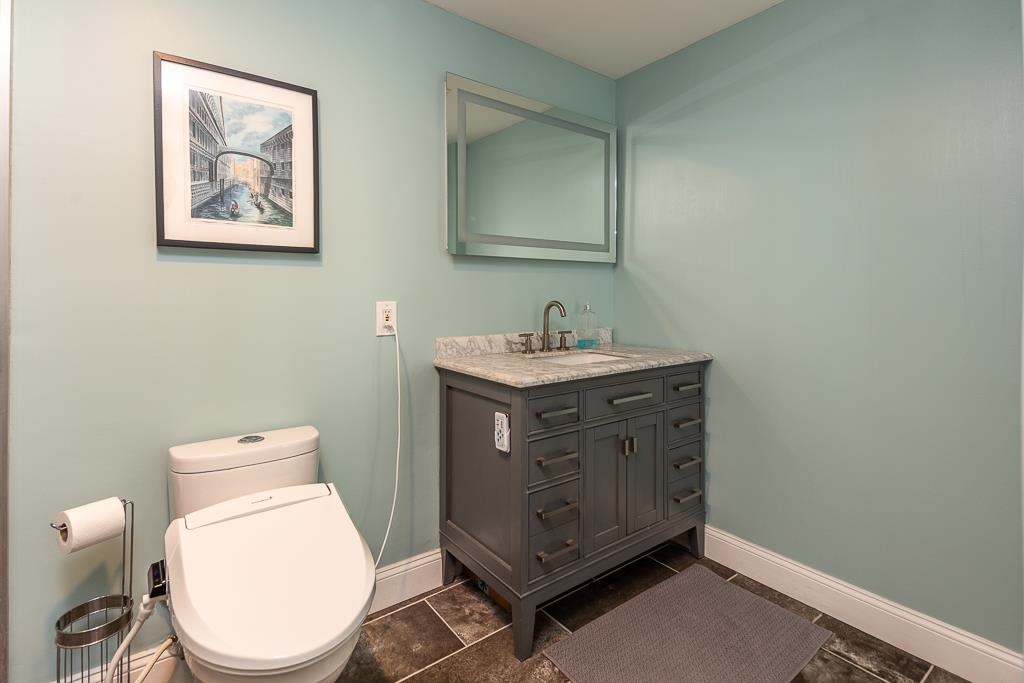 655 Riverside Drive, Unit 708B Memphis, TN 38103 - Photo 13 of 24