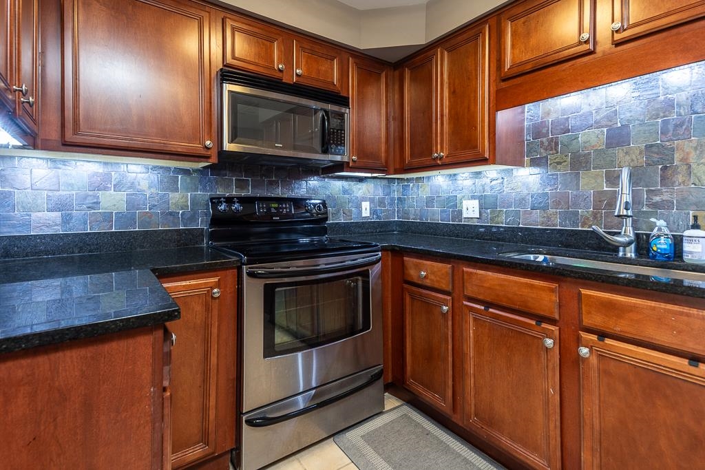 655 Riverside Drive, Unit 708B Memphis, TN 38103 - Photo 5 of 24