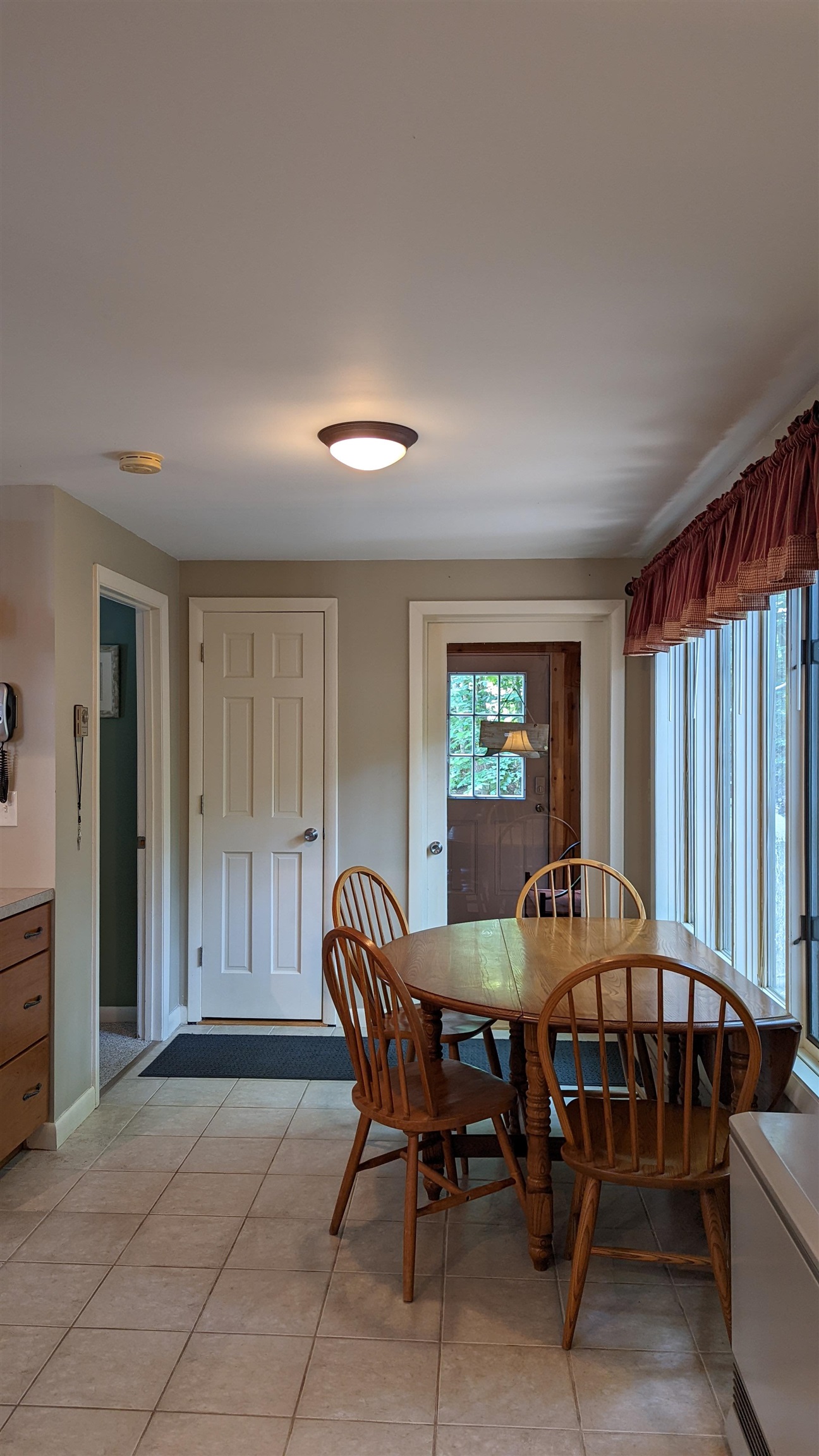 74 Green Circle Campton, NH 03223 - Photo 12 of 36