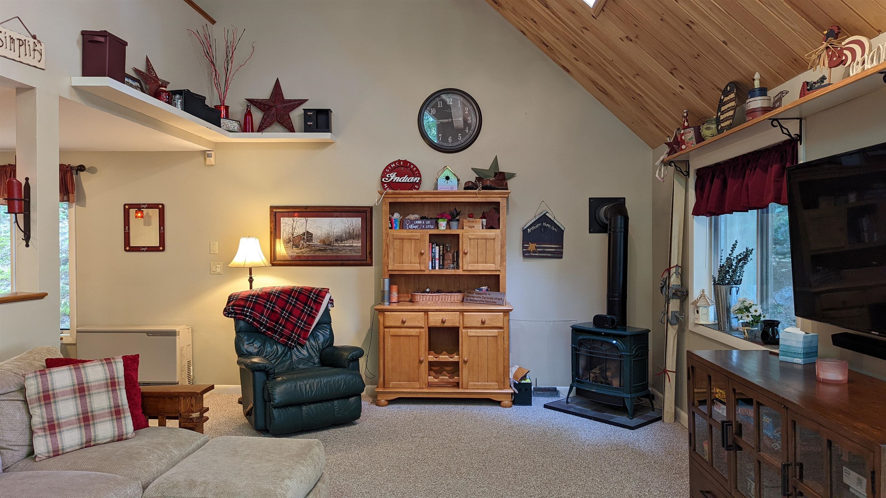 74 Green Circle Campton, NH 03223 - Photo 23 of 36