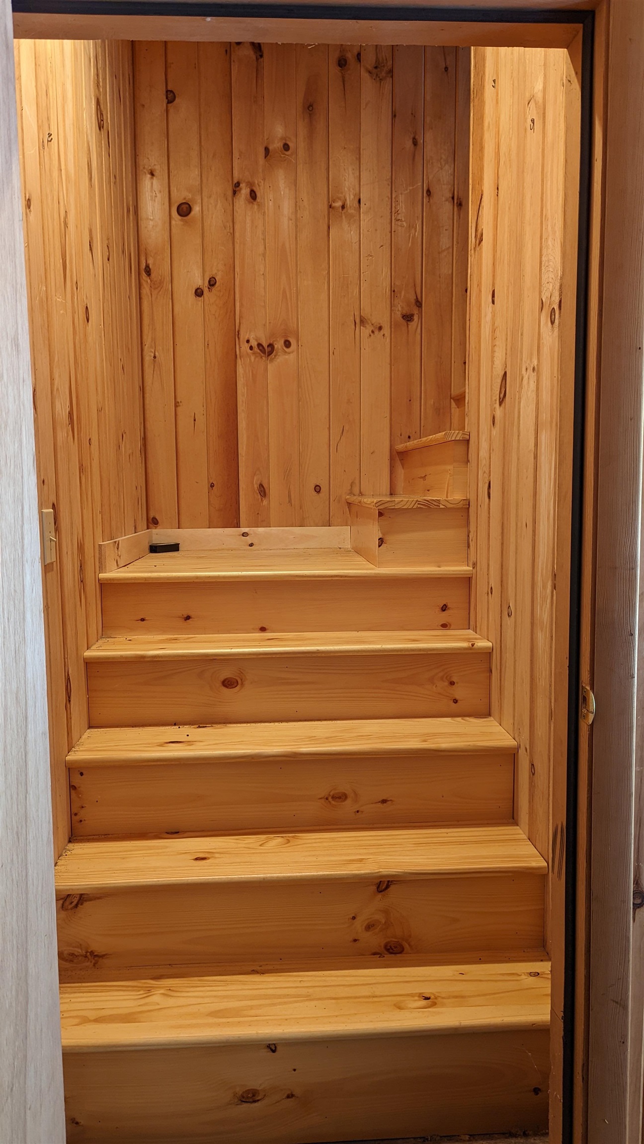 74 Green Circle Campton, NH 03223 - Photo 8 of 36