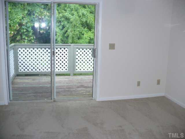 602 Broad Leaf Circle Raleigh, NC 27613 - Photo 8 of 11 Photo 8