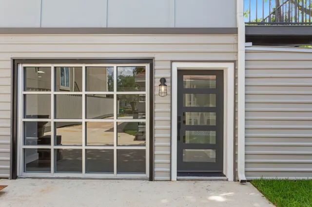 a view of a entrance door of the house